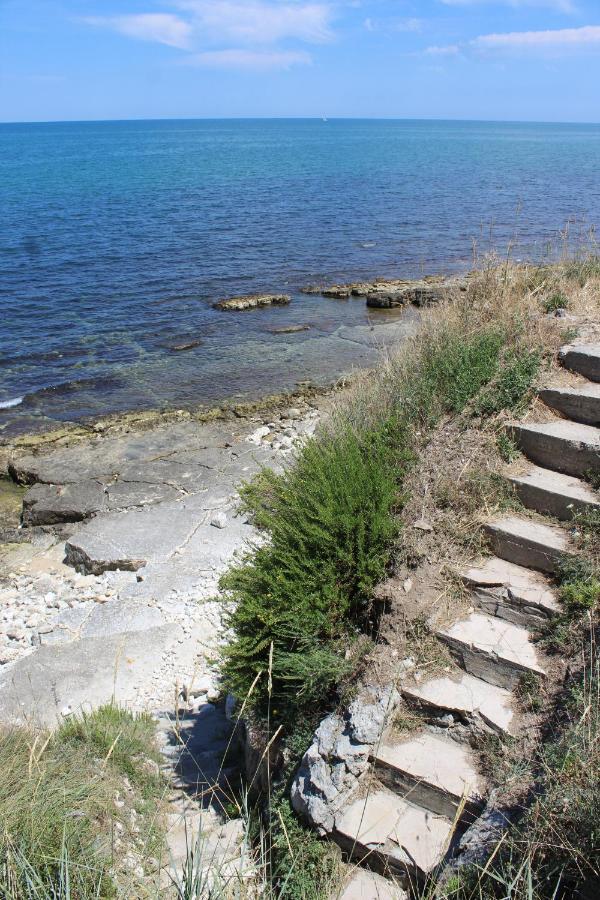 Villa Matinella Trani Buitenkant foto